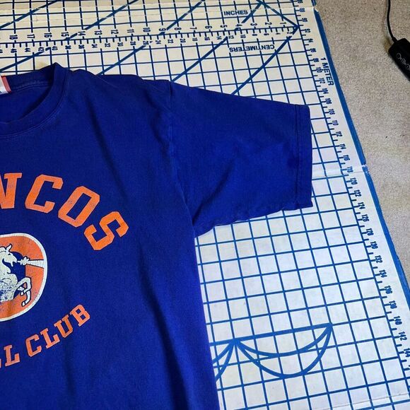 Denver Broncos Reebok Short Sleeve T-Shirt Size Medium Blue y2k - Picture 7 of 13